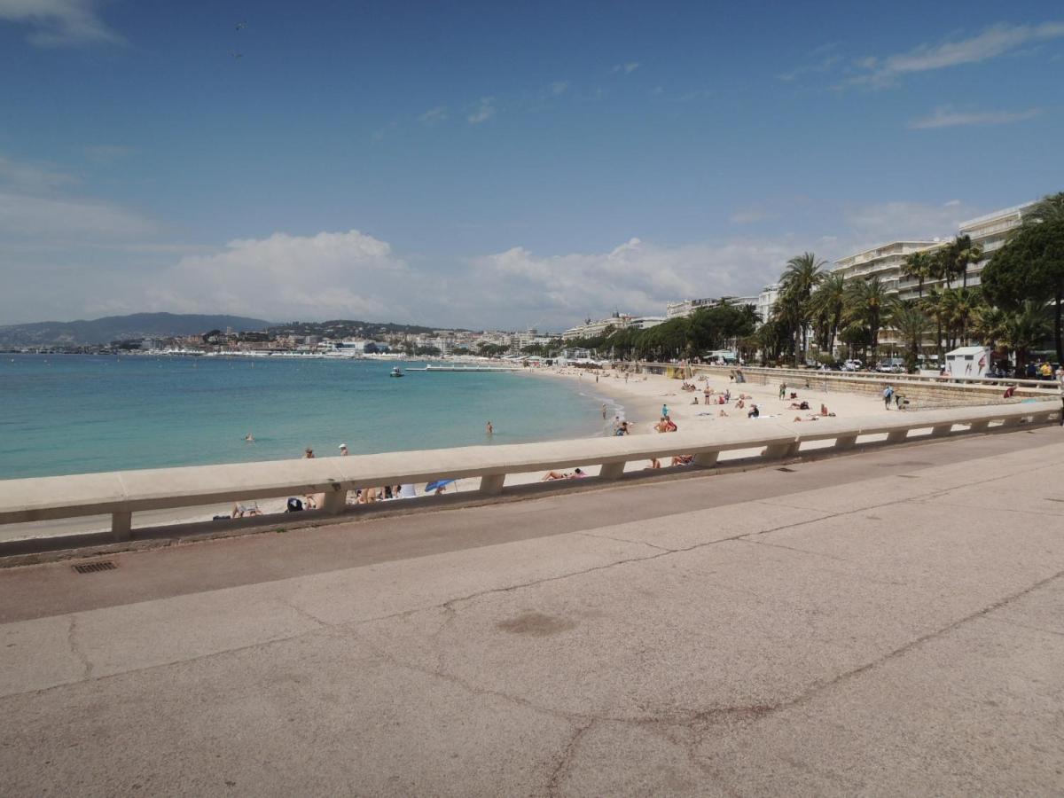 Totolulu Cannes Blue Corner 外观 照片