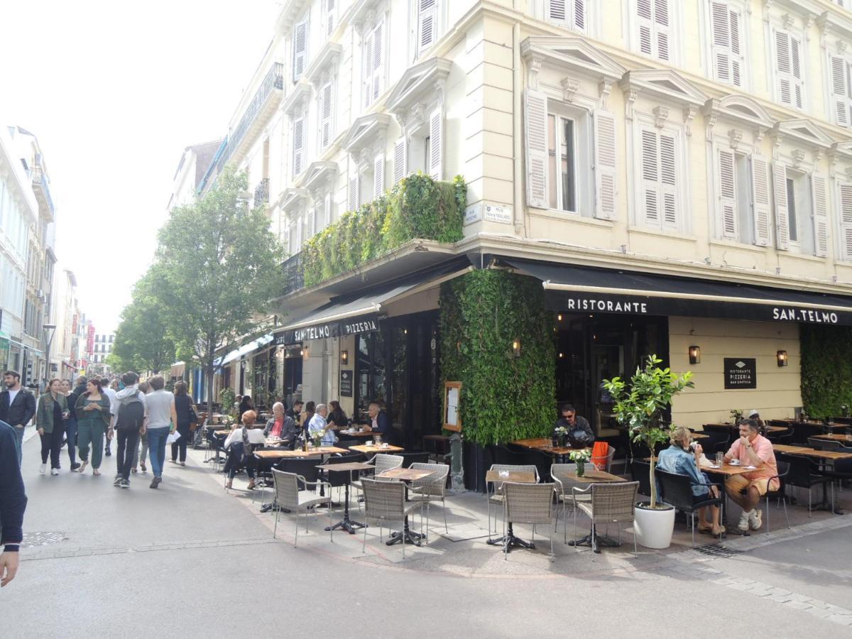 Totolulu Cannes Blue Corner 外观 照片