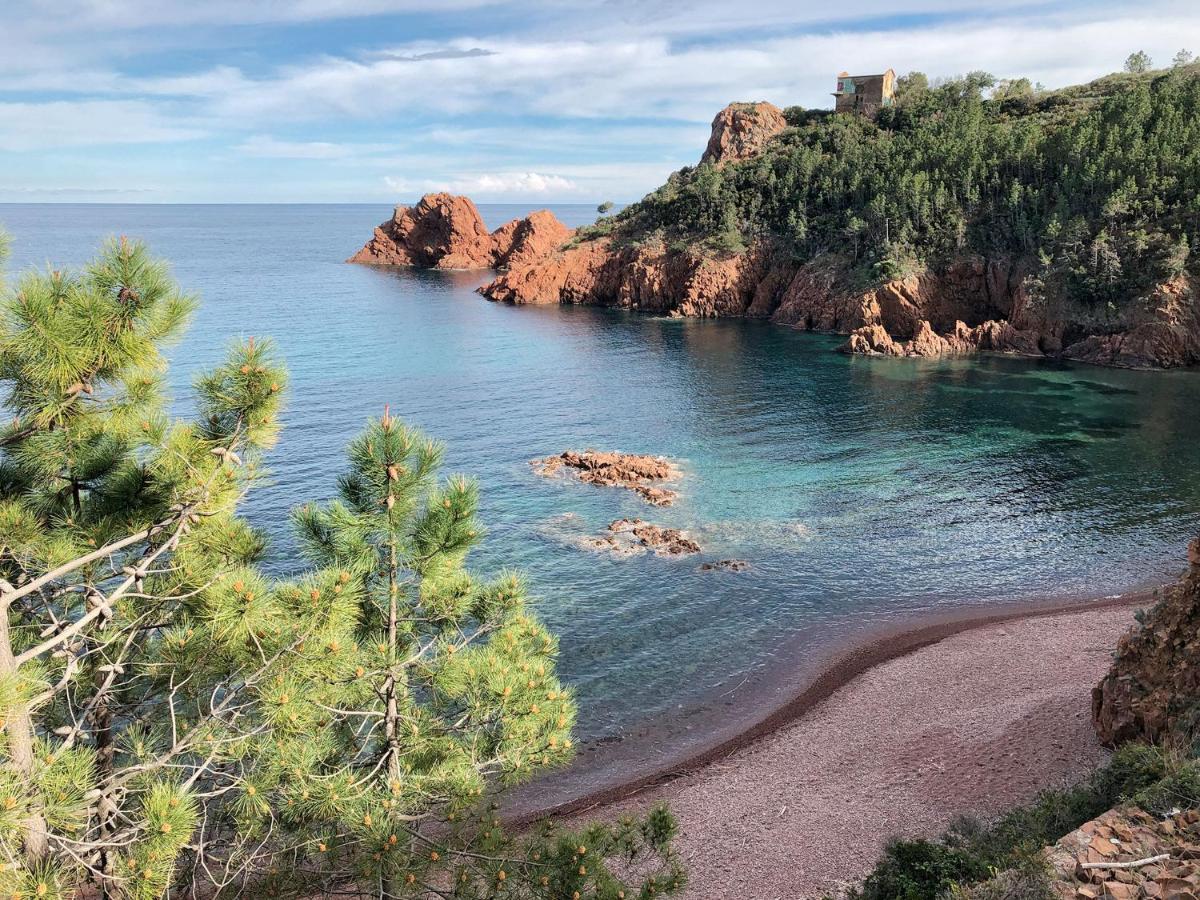 Totolulu Cannes Blue Corner 外观 照片