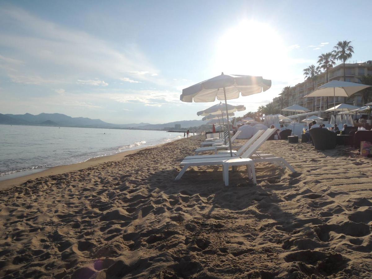 Totolulu Cannes Blue Corner 外观 照片